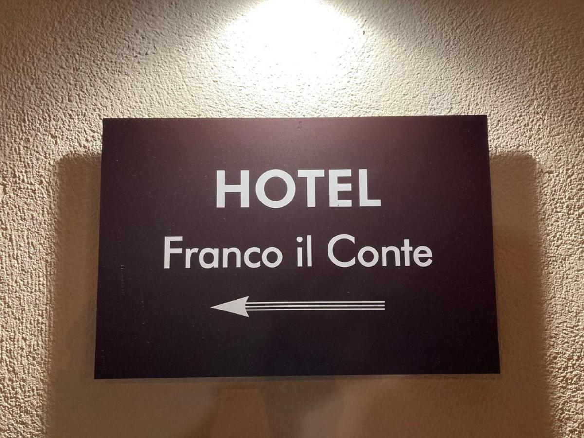 Готель Franco Il Conte Багерія Екстер'єр фото